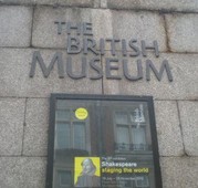 大英博物館　正門